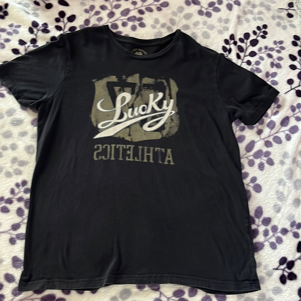 Lucky brand t shirt